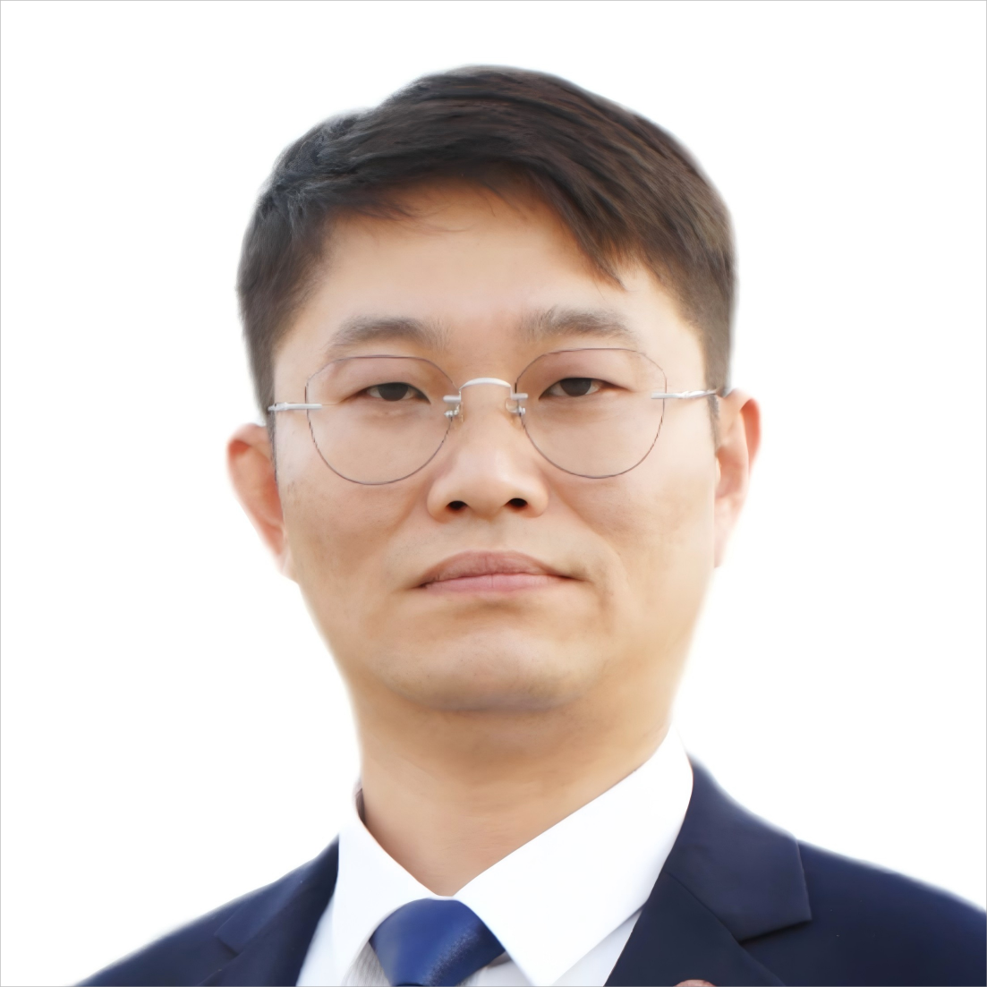 刘  丹